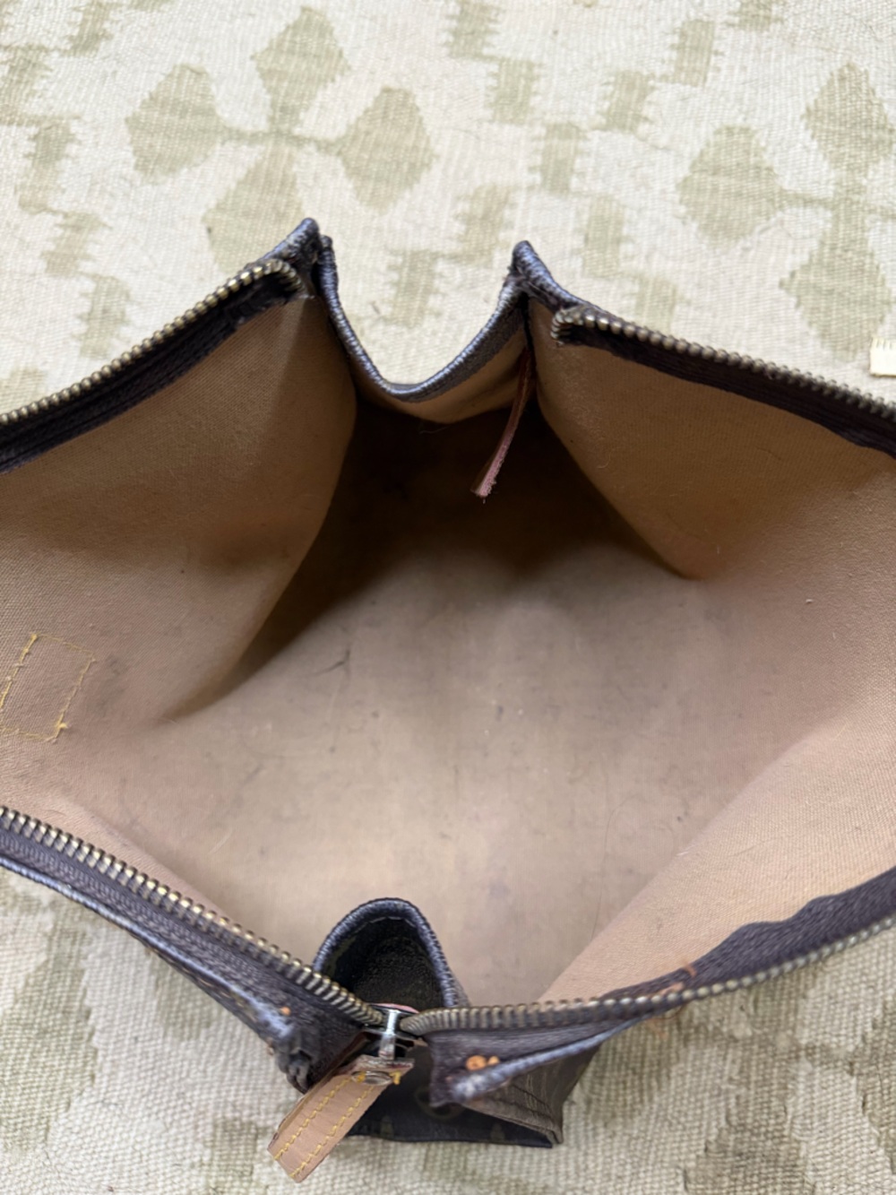 VTG Louis Vuitton Monogram Clutch Toiletry Pouch Cosmetic Bag 26 Large - Picture 12 of 16